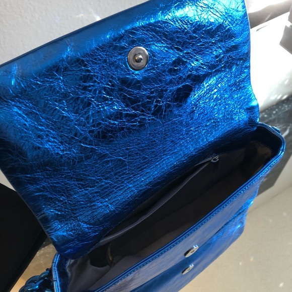 ❤️SOLD❤️Authentic Blue Metallic Chanel Bag - Picture 7 of 8